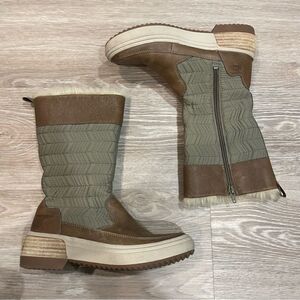 Merrell Women's Merrell Haven Bluff Polar Waterproof Boot US 5.5